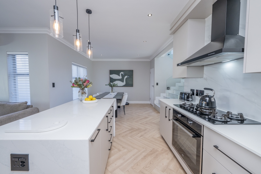 3 Bedroom Property for Sale in Sandown Western Cape